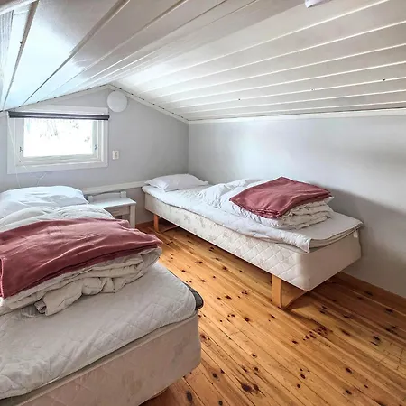 Cozy In Krokkleiva With Sauna